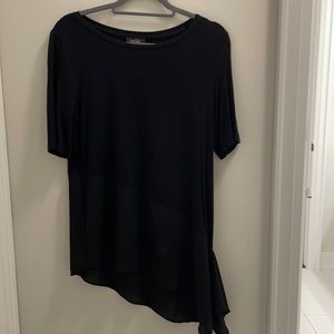 Lord & Taylor asymmetrical hem tshirt